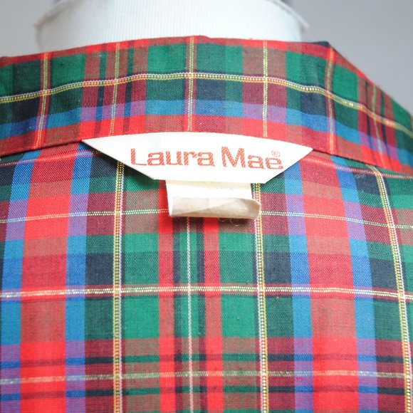 1980s plaid button down shirt, Peter Pan collar by Laura Mae Bust 44 EXCELLENT! - Picture 4 of 7
